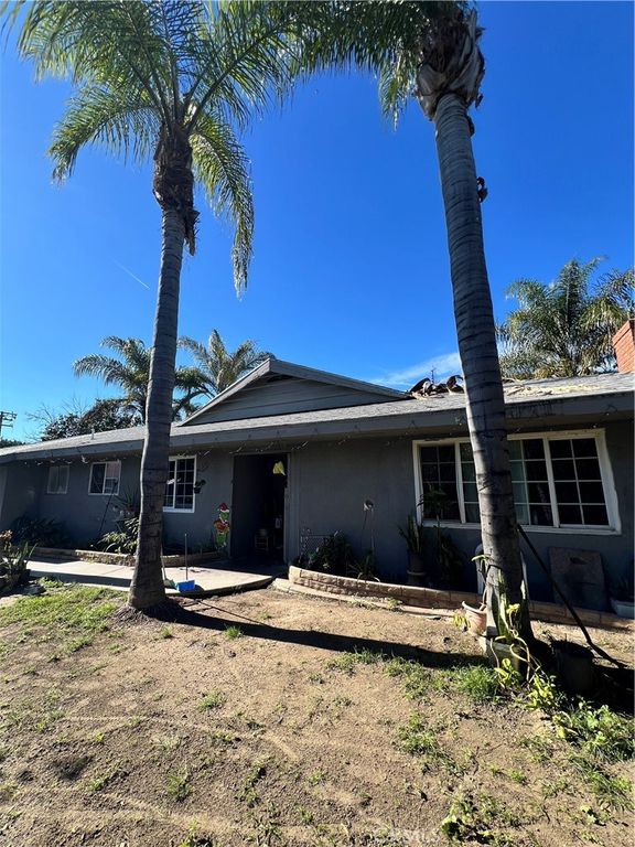 11211 McGirk Ave, El Monte, CA 91731