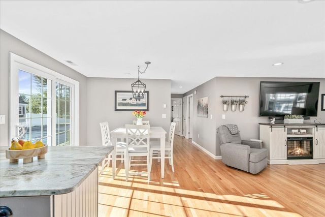 535 Coral Avenue, Manchester, NH 03104