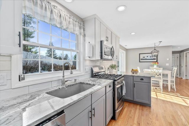 535 Coral Avenue, Manchester, NH 03104