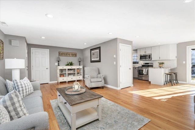 535 Coral Avenue, Manchester, NH 03104