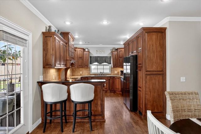 402 SE Hendrix Street, Bentonville, AR 72712