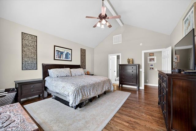 402 SE Hendrix Street, Bentonville, AR 72712