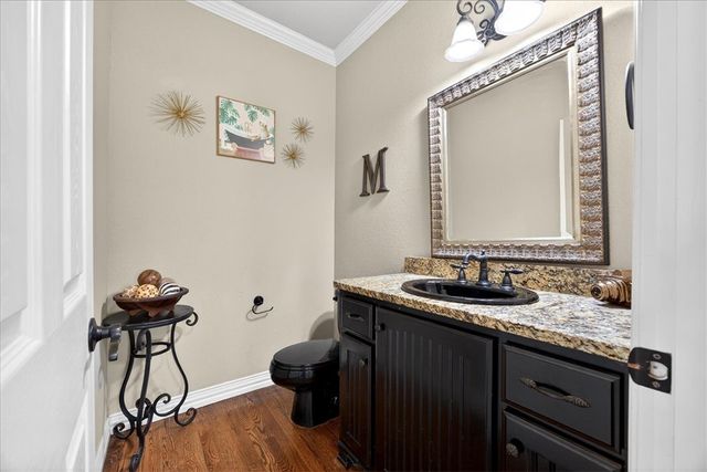 402 SE Hendrix Street, Bentonville, AR 72712