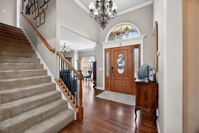 402 SE Hendrix Street, Bentonville, AR 72712