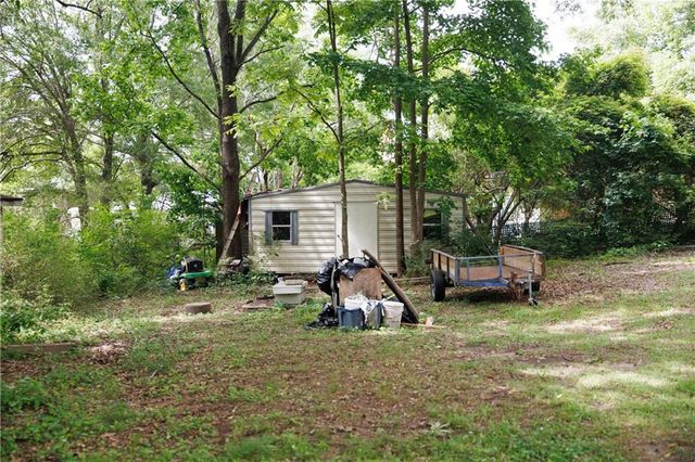 127 Perry Street, Loganville, GA 30052
