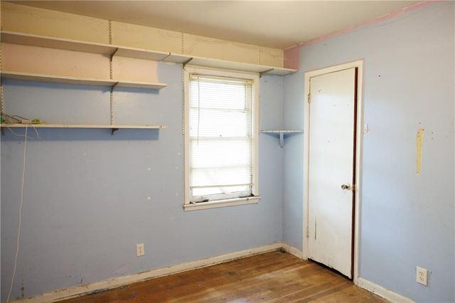 127 Perry Street, Loganville, GA 30052