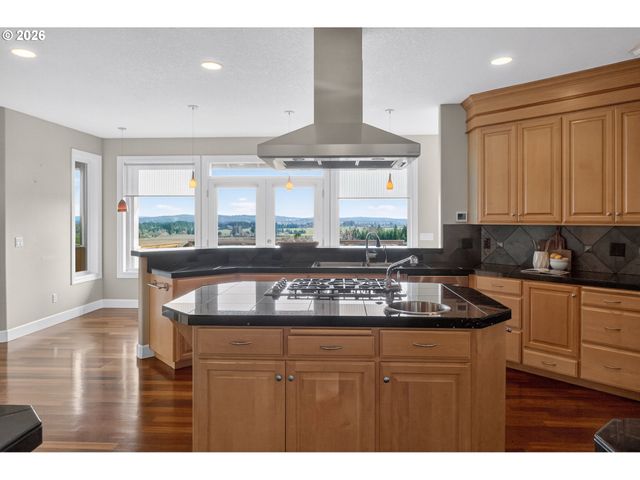 32333 Sw LAUREL Rd, Hillsboro, OR 97123