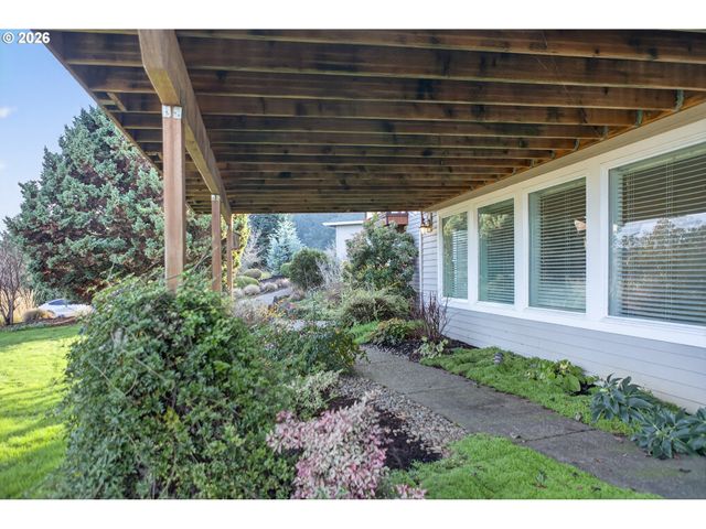 32333 Sw LAUREL Rd, Hillsboro, OR 97123