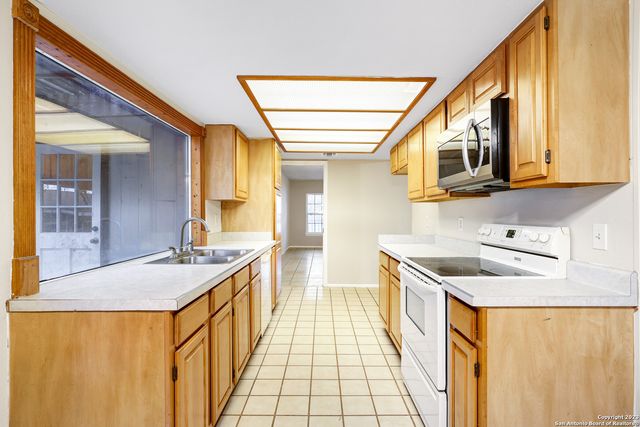 8138 RARITAN ST, San Antonio, TX 78254
