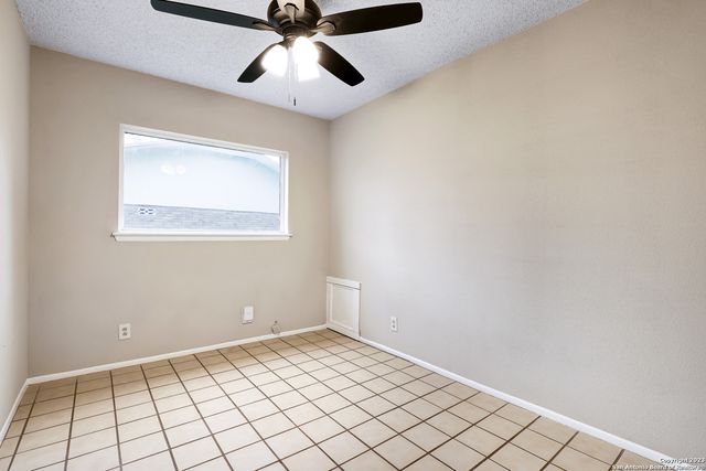 8138 RARITAN ST, San Antonio, TX 78254