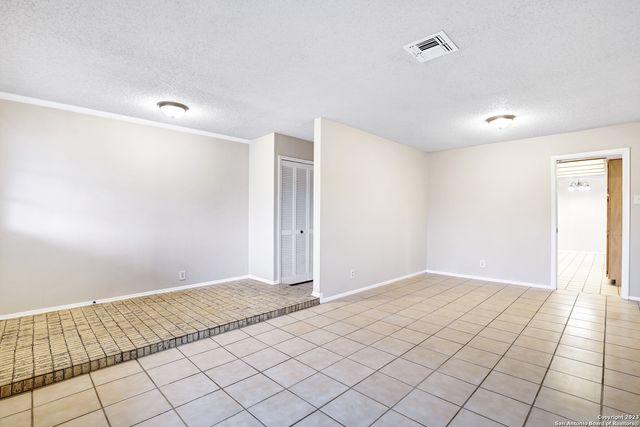 8138 RARITAN ST, San Antonio, TX 78254