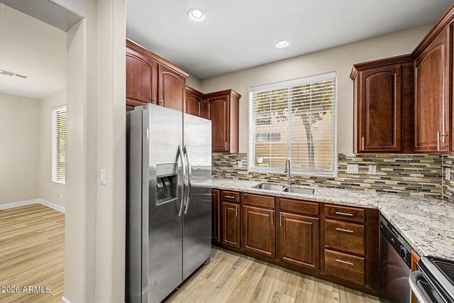 9160 W MEADOW Drive, Peoria, AZ 85382