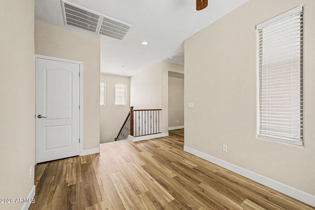 9160 W MEADOW Drive, Peoria, AZ 85382