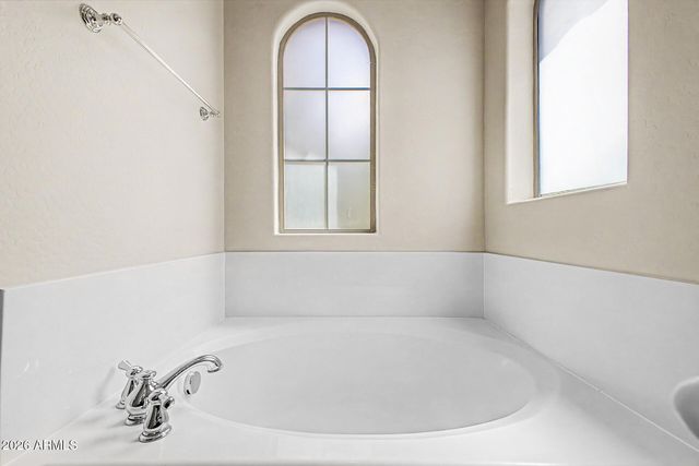 9160 W MEADOW Drive, Peoria, AZ 85382