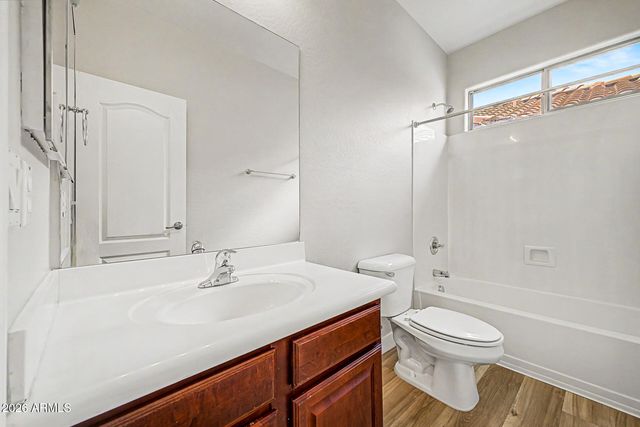 9160 W MEADOW Drive, Peoria, AZ 85382