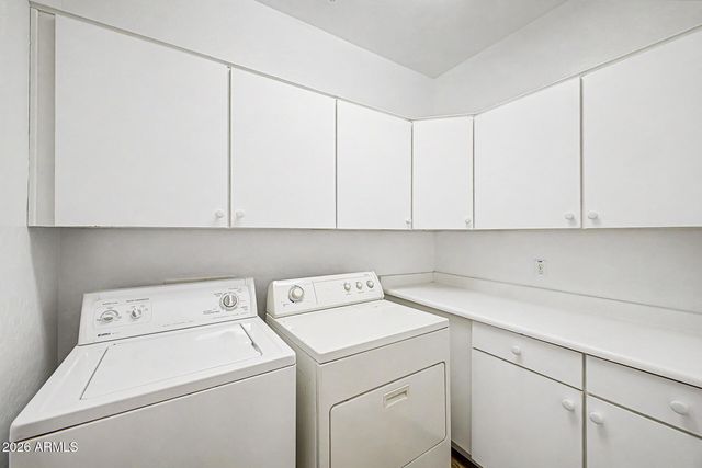 9160 W MEADOW Drive, Peoria, AZ 85382