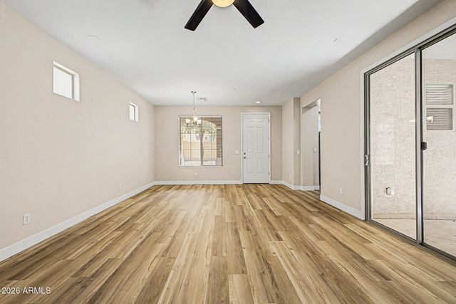 9160 W MEADOW Drive, Peoria, AZ 85382