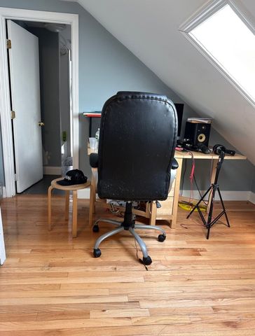 25 Clarence St 1, Boston, MA 02119