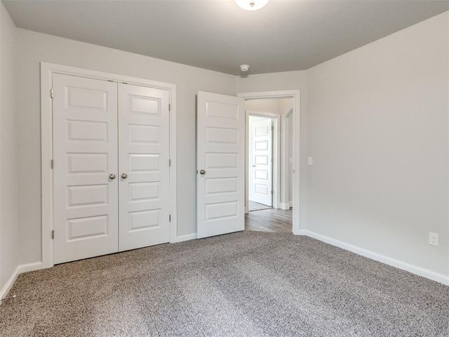 7708 Wilshire Woods Drive, Yukon, OK 73099