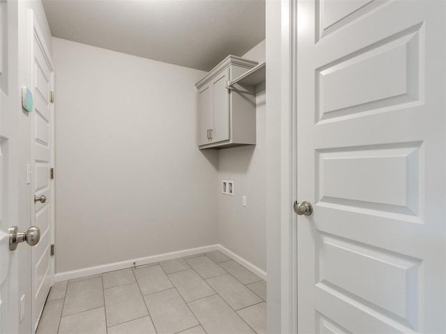 7708 Wilshire Woods Drive, Yukon, OK 73099