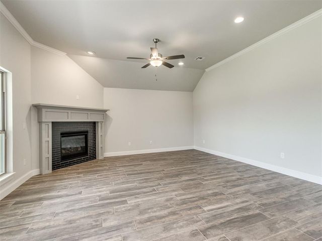 7708 Wilshire Woods Drive, Yukon, OK 73099