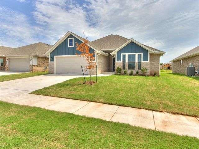 7708 Wilshire Woods Drive, Yukon, OK 73099