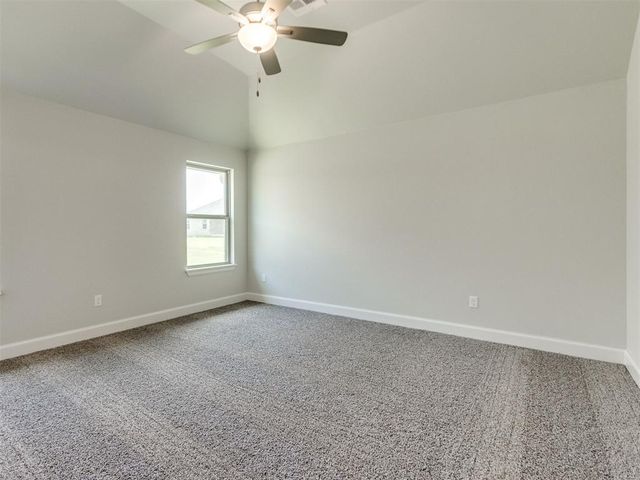 7708 Wilshire Woods Drive, Yukon, OK 73099