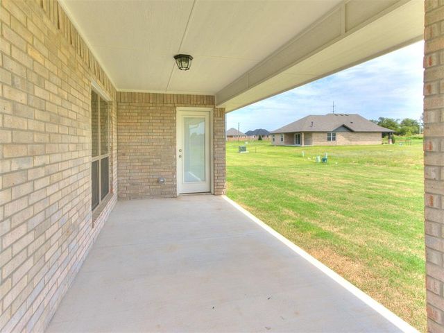 7708 Wilshire Woods Drive, Yukon, OK 73099