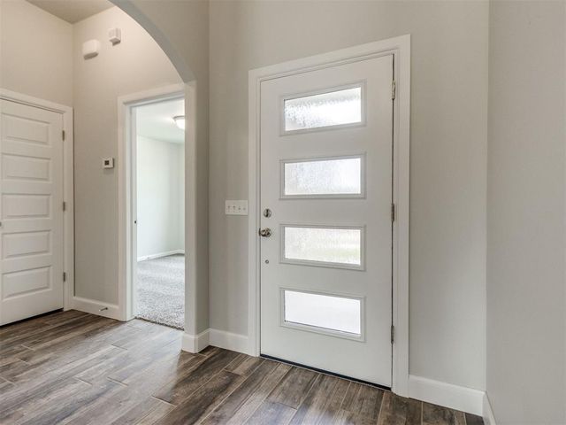 7708 Wilshire Woods Drive, Yukon, OK 73099