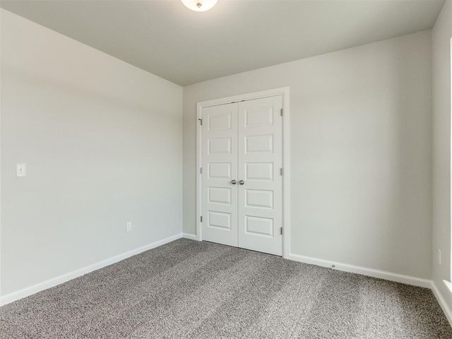 7708 Wilshire Woods Drive, Yukon, OK 73099