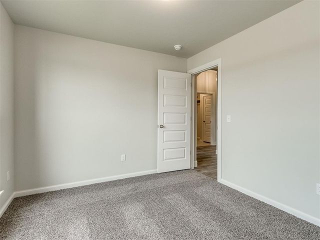 7708 Wilshire Woods Drive, Yukon, OK 73099