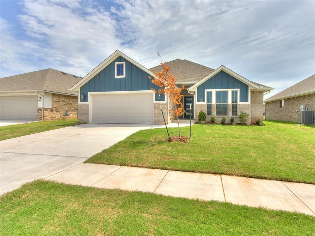 7708 Wilshire Woods Drive, Yukon, OK 73099
