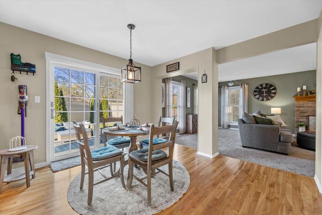 3540 McIntosh LANE, New Berlin, WI 53151