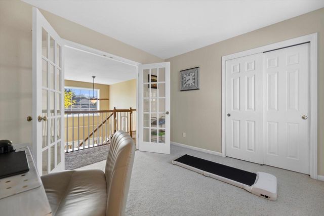 3540 McIntosh LANE, New Berlin, WI 53151