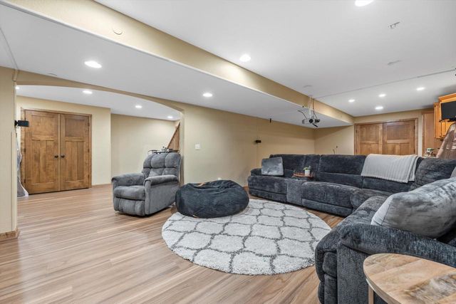 3540 McIntosh LANE, New Berlin, WI 53151