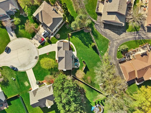 3540 McIntosh LANE, New Berlin, WI 53151