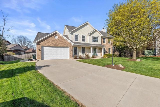3540 McIntosh LANE, New Berlin, WI 53151