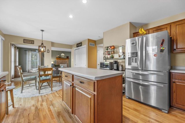 3540 McIntosh LANE, New Berlin, WI 53151