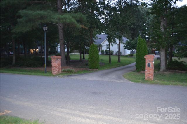 5020 Scaleybark Court, Indian Trail, NC 28079