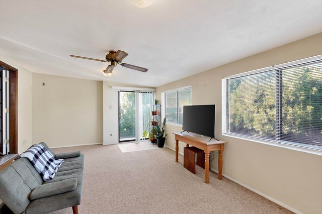 4013 PITT Street NE, Albuquerque, NM 87111