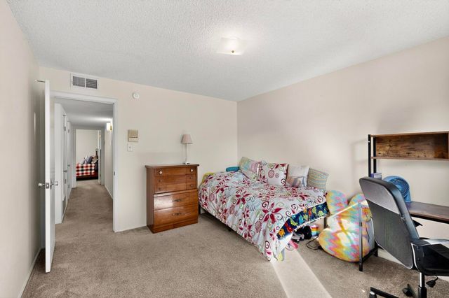 4013 PITT Street NE, Albuquerque, NM 87111