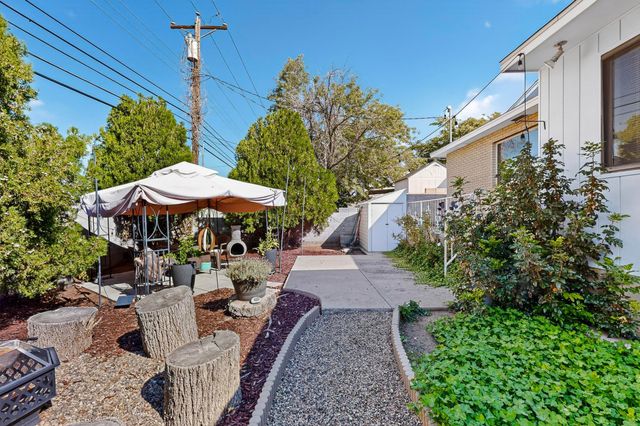 4013 PITT Street NE, Albuquerque, NM 87111