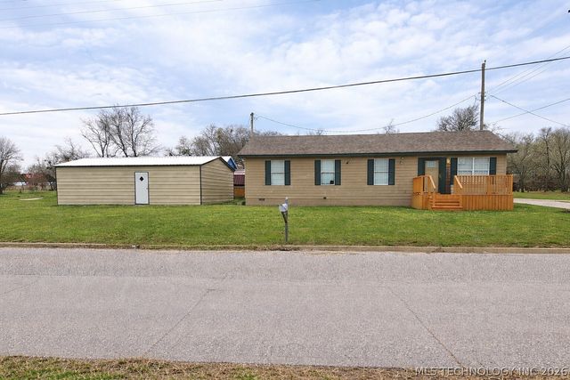 153 5th Street, Healdton, OK 73438