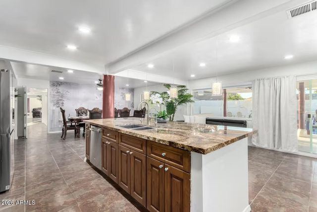 490 N VINE Street, Chandler, AZ 85225