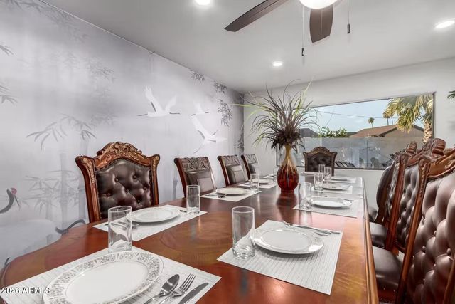 490 N VINE Street, Chandler, AZ 85225