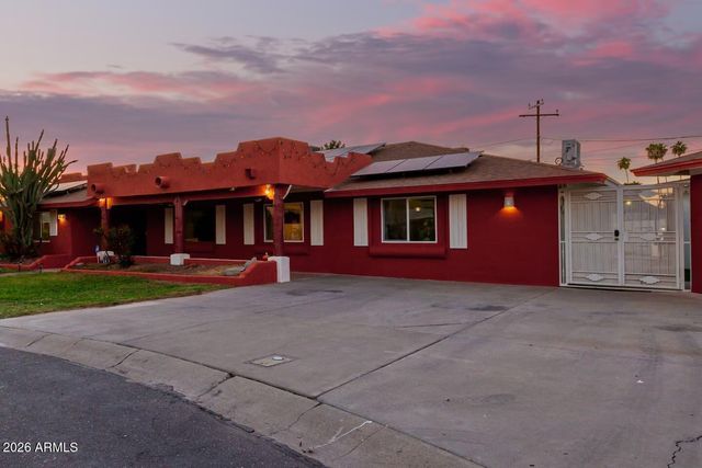 490 N VINE Street, Chandler, AZ 85225