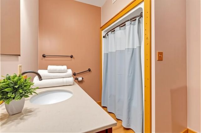 1895 Lencer Dr, Pine Grove Twp, PA 16260