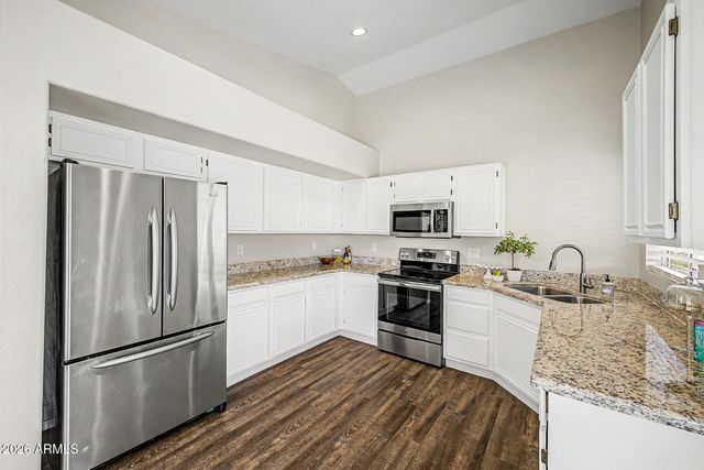 8408 W Bloomfield Road W, Peoria, AZ 85381