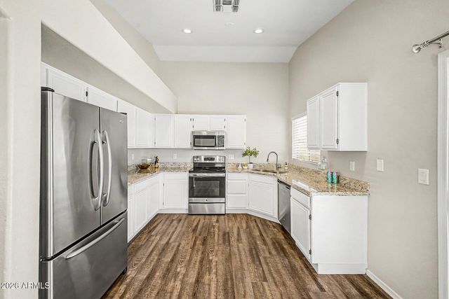 8408 W Bloomfield Road W, Peoria, AZ 85381