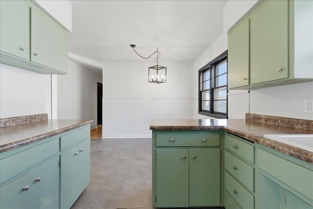 318 Arizona Street, Waterloo, IA 50703